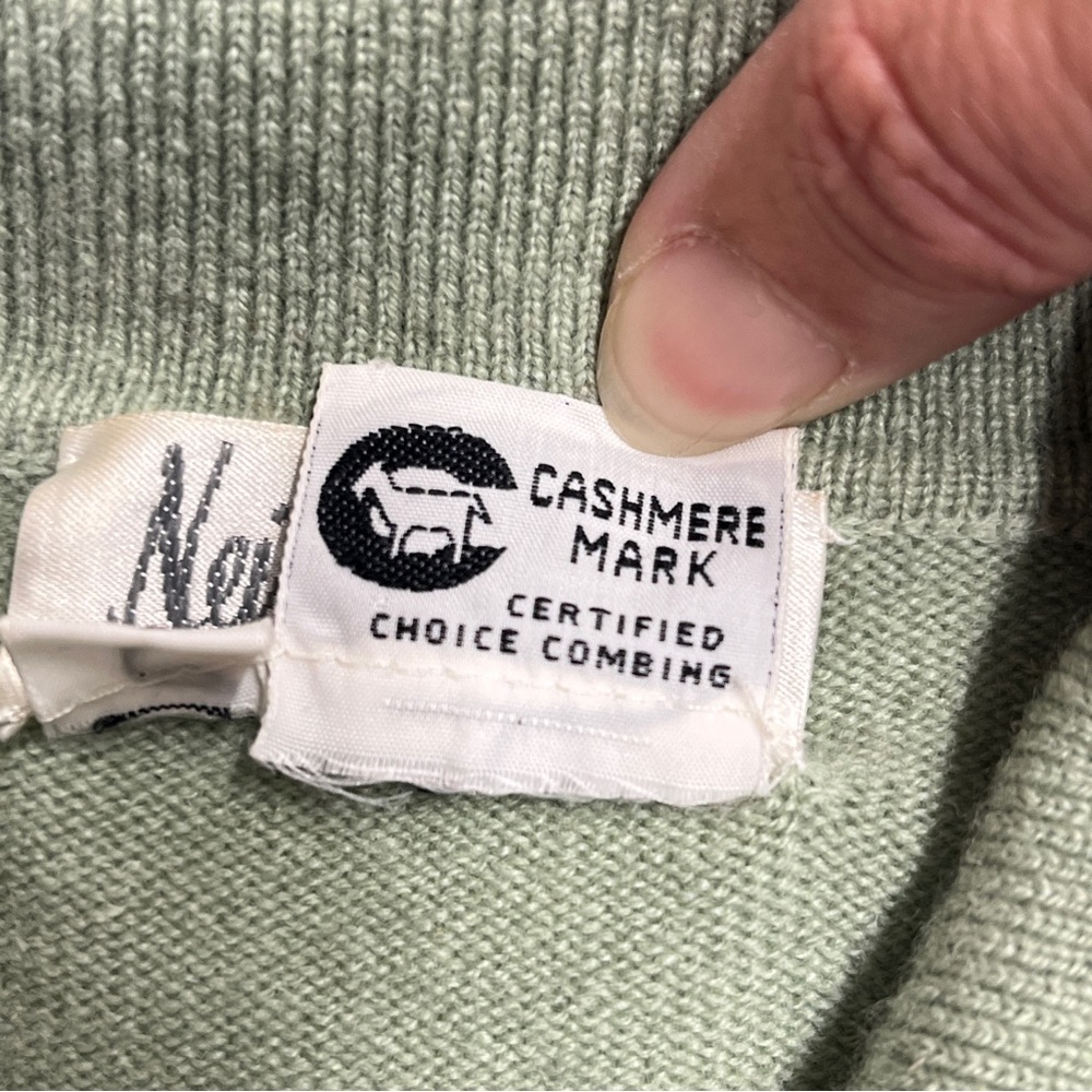 Vintage Neiman Marcus 100% cashmere polo‎ sweater quiet luxury 80s 90s imperfect - Picture 9 of 11
